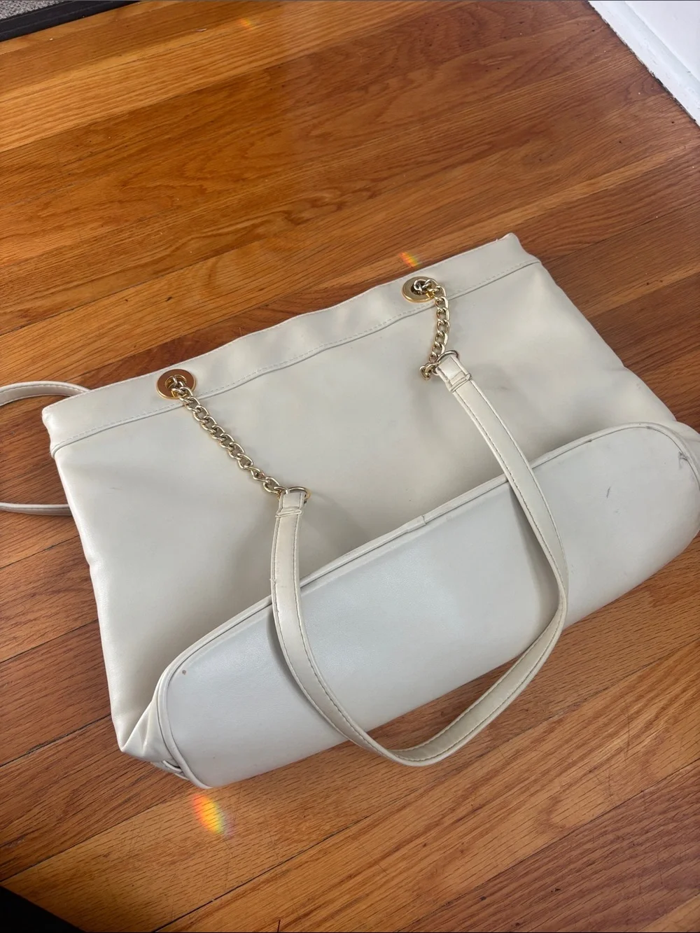 Jennifer Moore Cream Woven Shoulder Bag with Gold Chain Straps